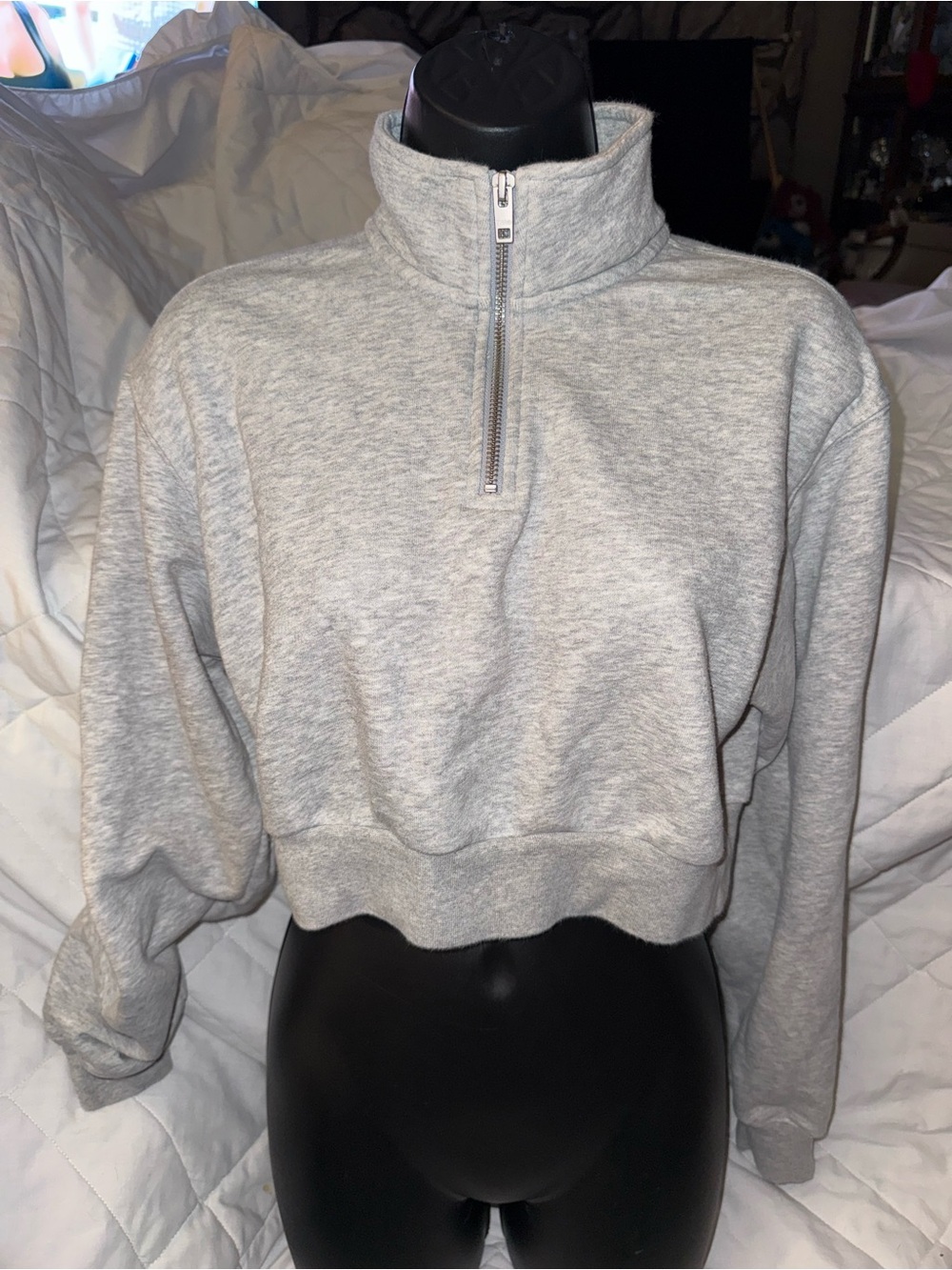 Aritzia TNA Grey Half-Zip Cropped Sweatshirt
